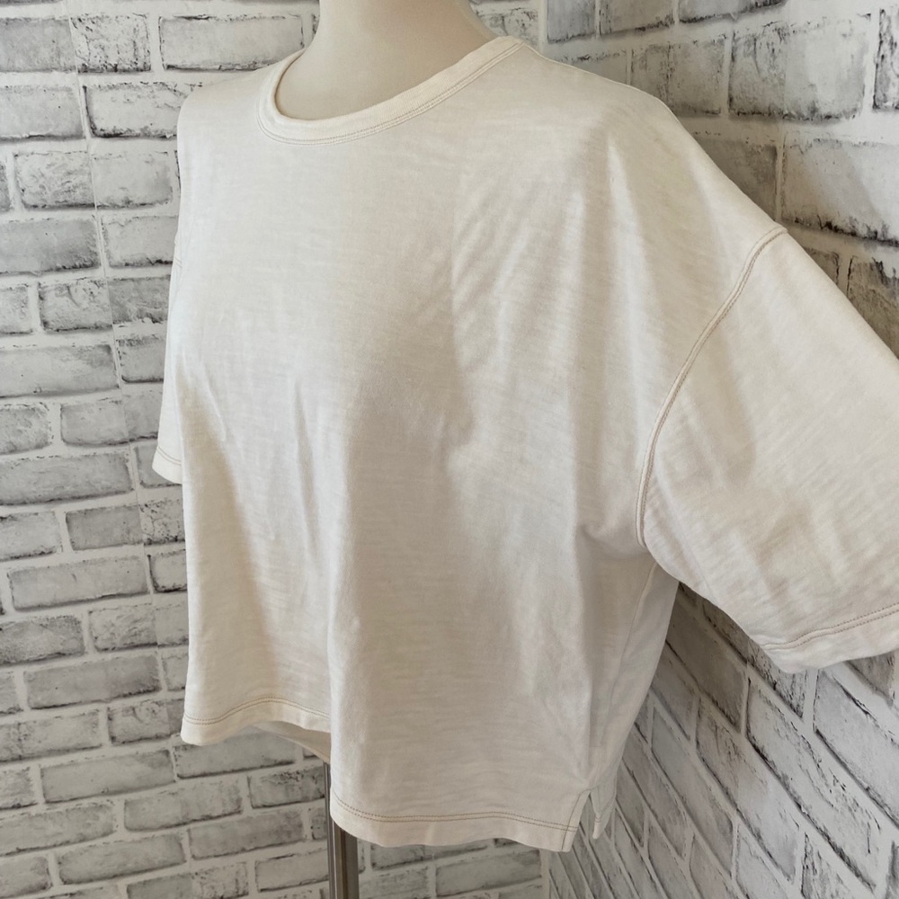 Madewell off white Everday Cropped Tee